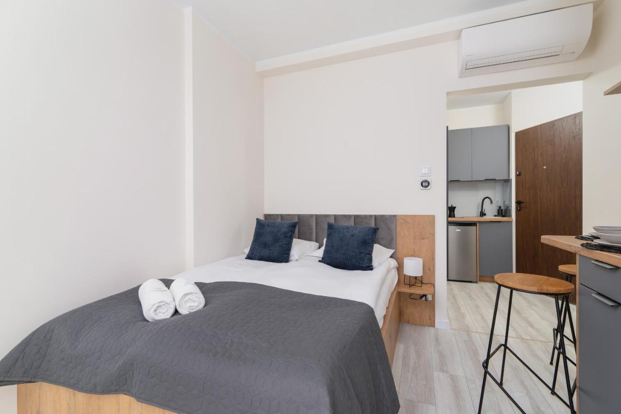 Modern Studio Cracow Rakowicka 14 By Noclegi Renters Krakow Bagian luar foto