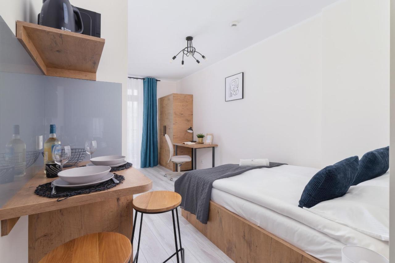 Modern Studio Cracow Rakowicka 14 By Noclegi Renters Krakow Bagian luar foto